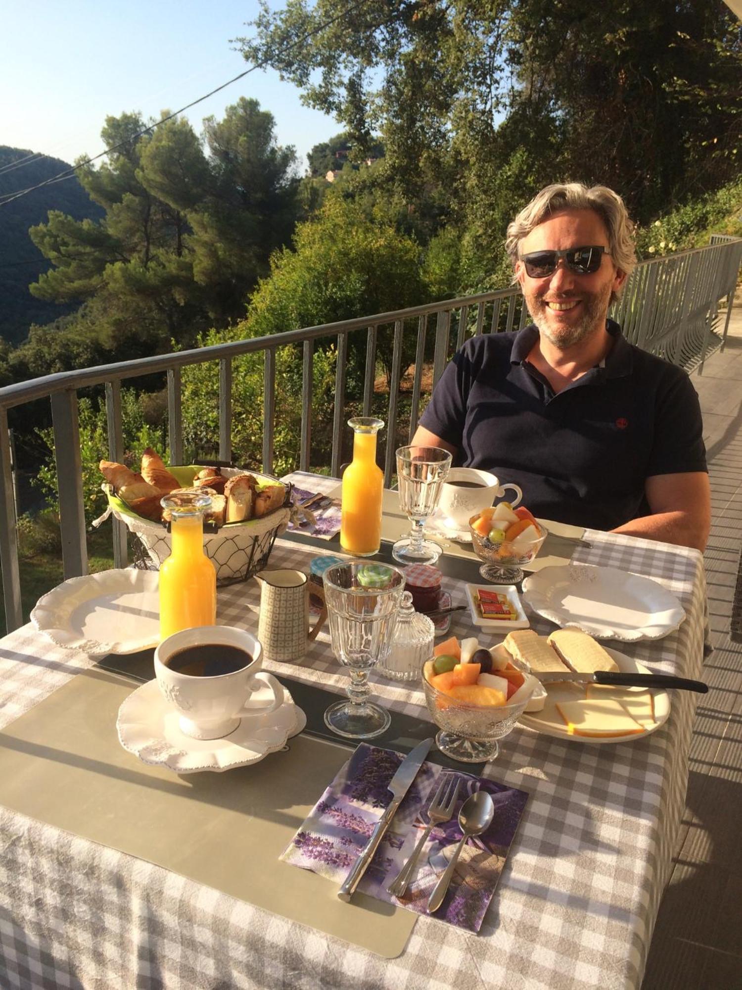 Au Pied Des Baous Panzió Vence Kültér fotó