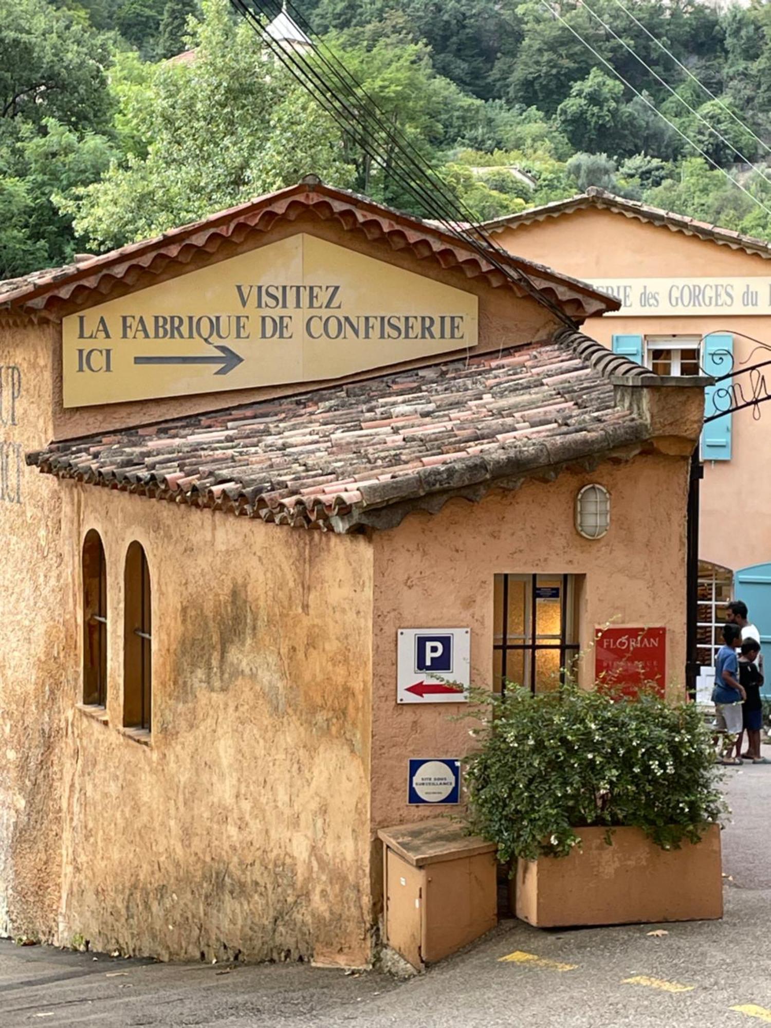 Au Pied Des Baous Panzió Vence Kültér fotó